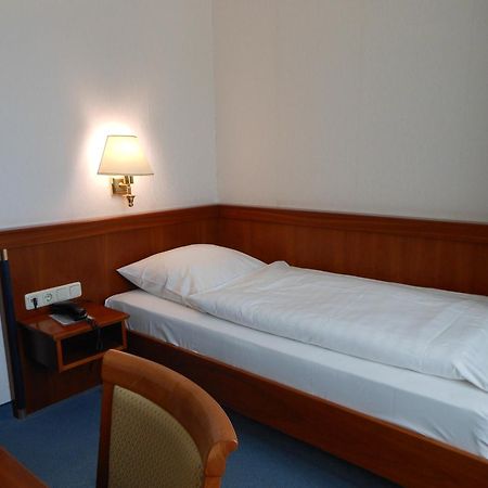 Hotel Pfeffermuehle Борхен Экстерьер фото